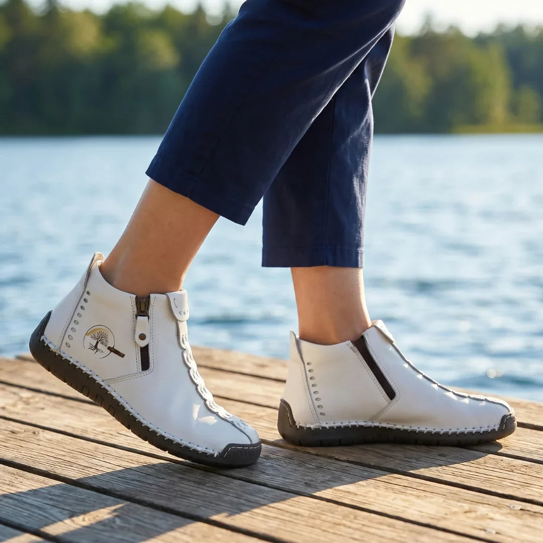 Ava High | Supportive Sneaker