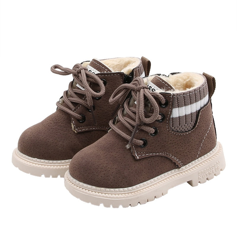 SnuggleBoots — Kids Winter Boot