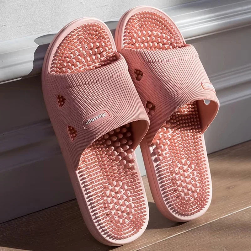 Pebble | Massage-Sole Pool Slide