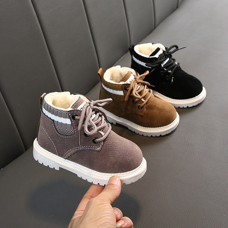 SnuggleBoots — Kids Winter Boot